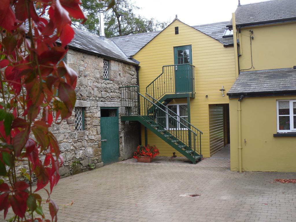 The Homecoming Barn Clogher Bilik gambar